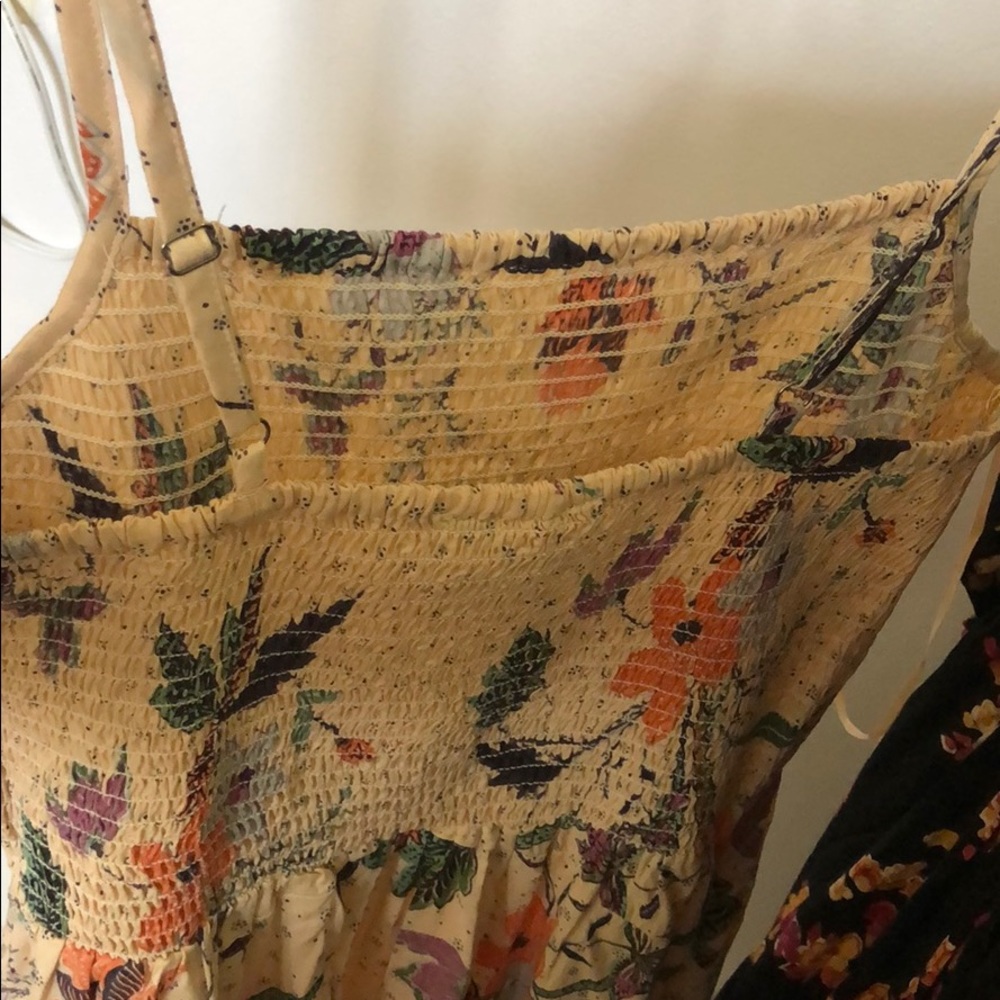 CREAM BOHO STYLE SMOCKED TOP DRESS - Picture 9 of 9